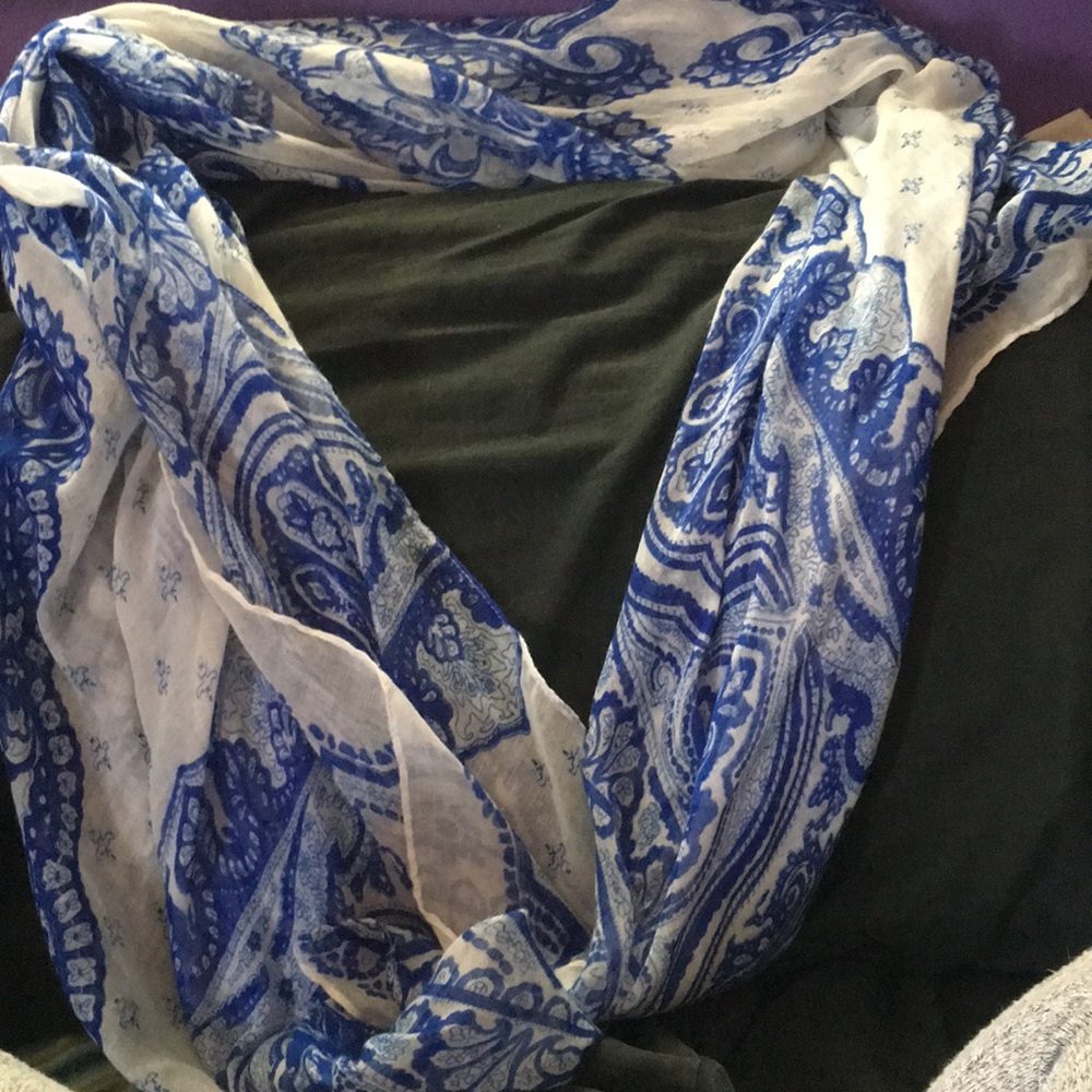 scarf